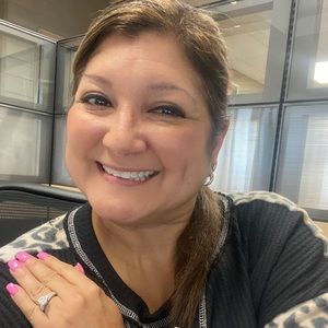 Meet your Posher, Dianna